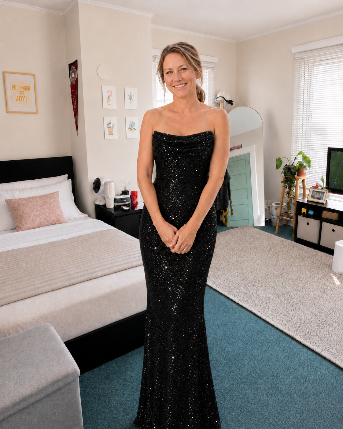 Elegant Sleeveless Sequined Evening Dress